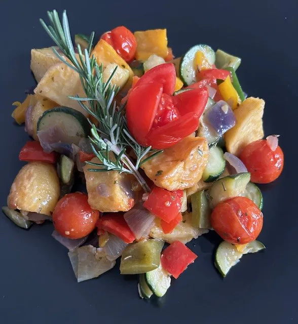 Gemüsepfanne mit Bratkartoffeln